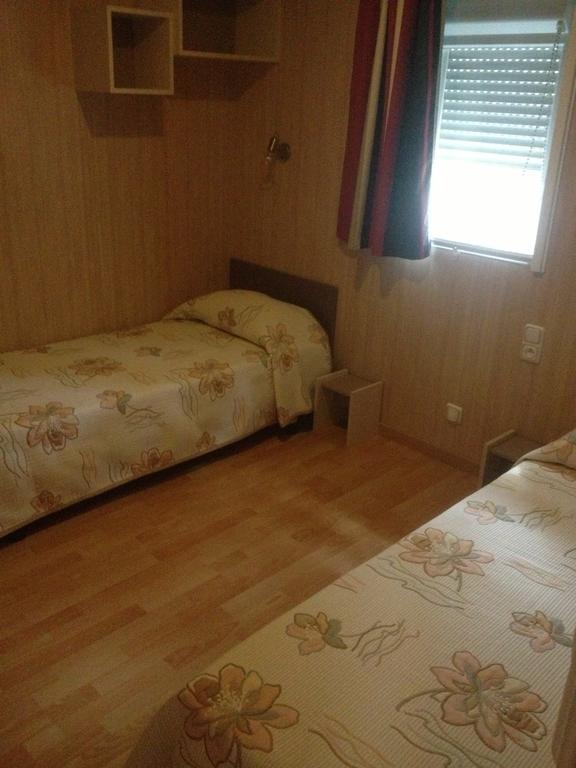 Camping Residence Chalet La Pomposa Terrazzoni Bonifacio Szoba fotó
