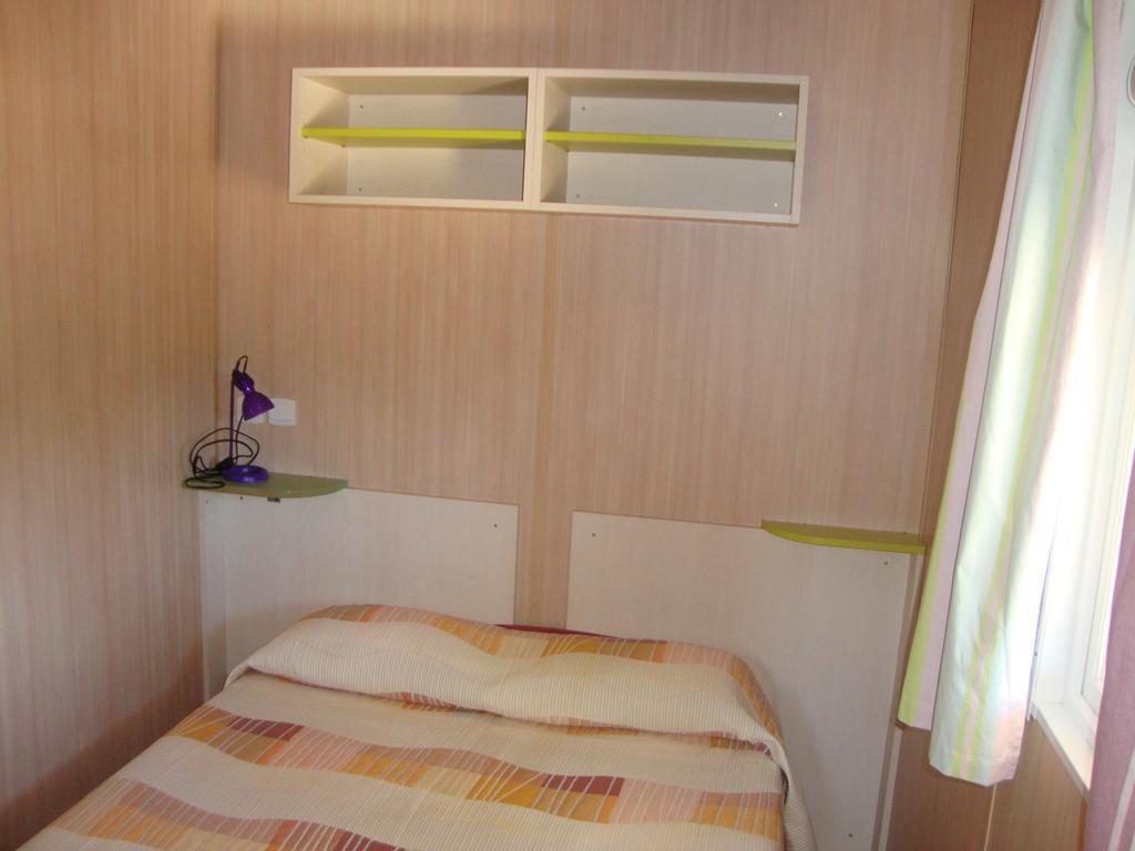 Camping Residence Chalet La Pomposa Terrazzoni Bonifacio Szoba fotó