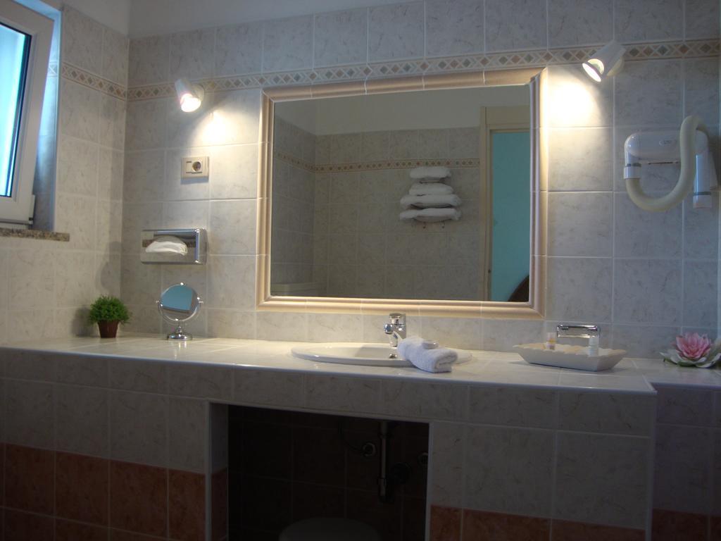 Camping Residence Chalet La Pomposa Terrazzoni Bonifacio Szoba fotó