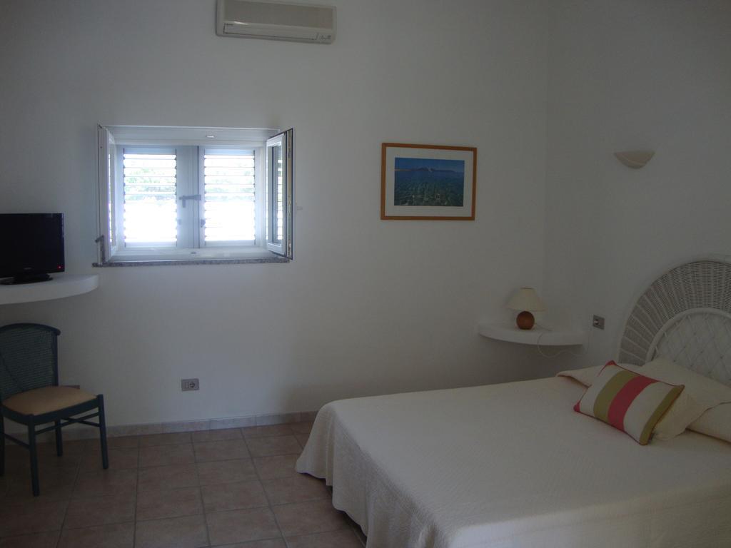 Camping Residence Chalet La Pomposa Terrazzoni Bonifacio Szoba fotó